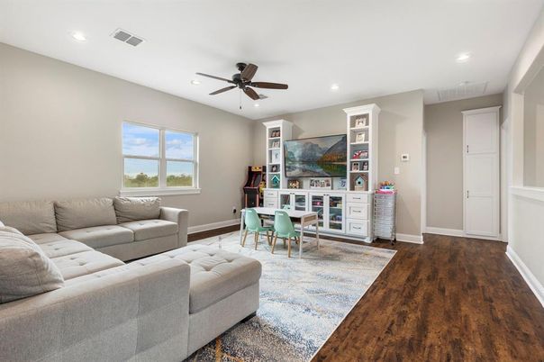 Home Office, Interior, Living room, Recessed Lighting, Wood Texture Flooring