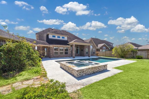 Backyard, Exterior, Pool