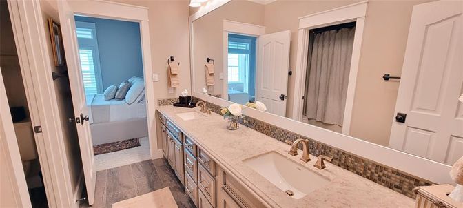 Bathroom, Dual Sink Vanities, Interior, Wood Texture Flooring