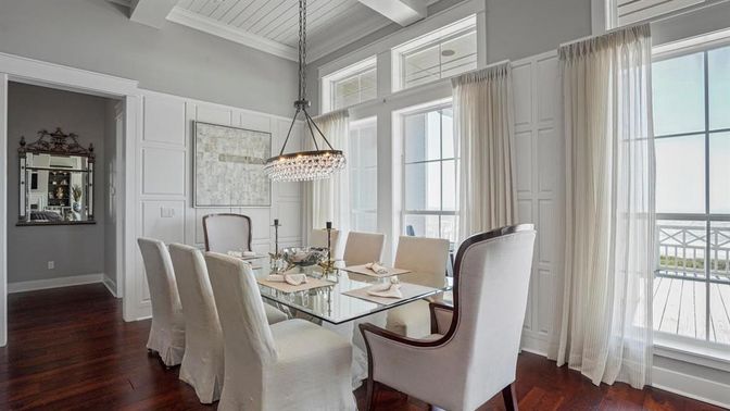 Chandelier, Dining room, Interior, Pendant Lights, Wood Texture Flooring