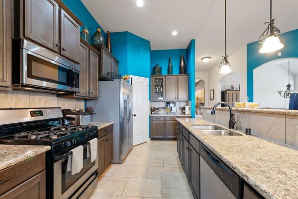 Interior, Kitchen, Pendant Lights, Recessed Lighting, Stainless Steel Appliances