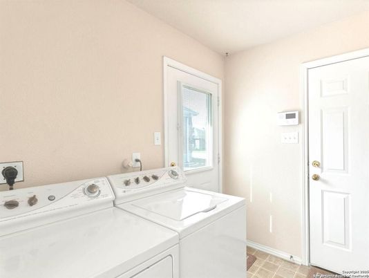 Interior, Utility Closets, Washer