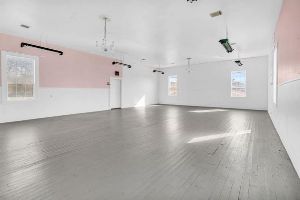 Empty room, Interior, Pendant Lights, Wood Texture Flooring