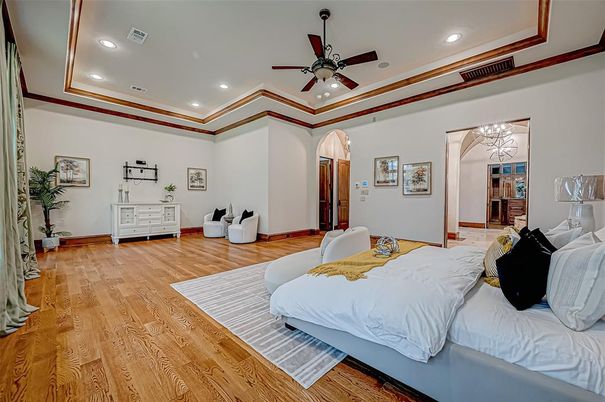 Bedroom, Interior, Recessed Lighting, Wood Texture Flooring