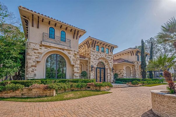 Backyard, Exterior, Facade, Mediterranean