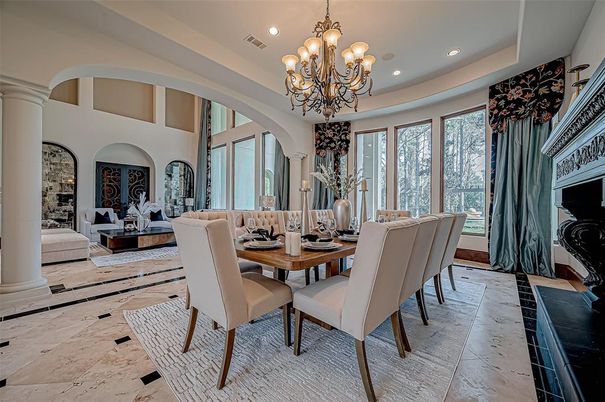 Chandelier, Dining room, Interior, Living room, Recessed Lighting