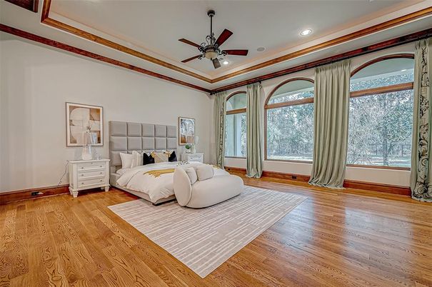 Bedroom, Interior, Recessed Lighting, Wood Texture Flooring