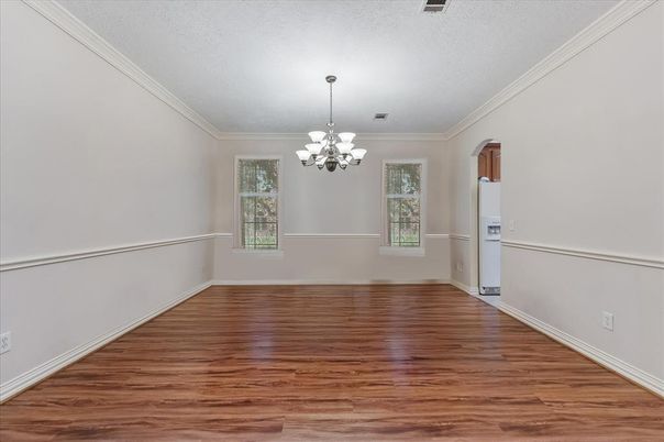 Chandelier, Empty room, Interior, Wood Texture Flooring