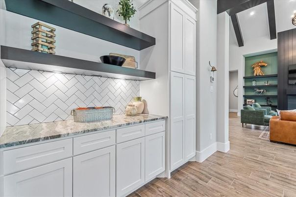 Interior, Recessed Lighting, Wood Texture Flooring