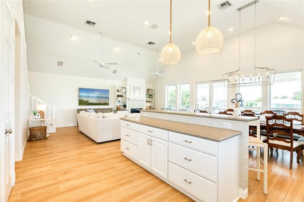 Dining room, Interior, Living room, Pendant Lights, Recessed Lighting, Wood Texture Flooring