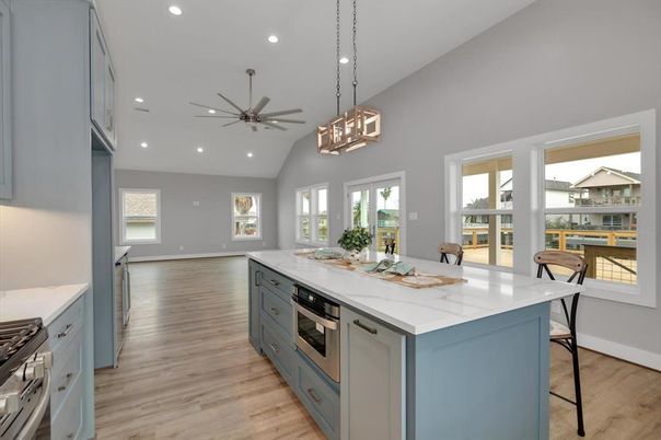 Interior, Kitchen, Pendant Lights, Recessed Lighting, Wood Texture Flooring