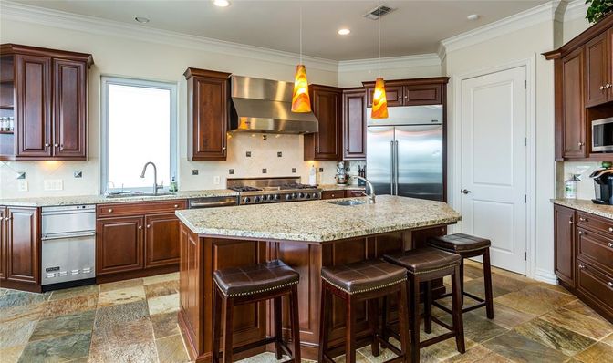Interior, Kitchen, Pendant Lights, Recessed Lighting, Stainless Steel Appliances