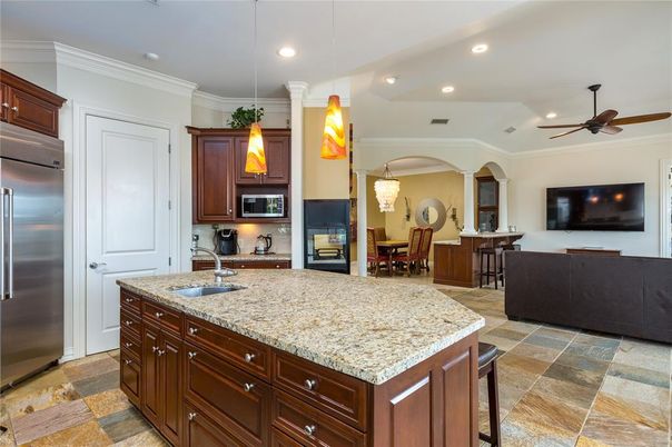 Dining room, Interior, Kitchen, Pendant Lights, Recessed Lighting, Stainless Steel Appliances
