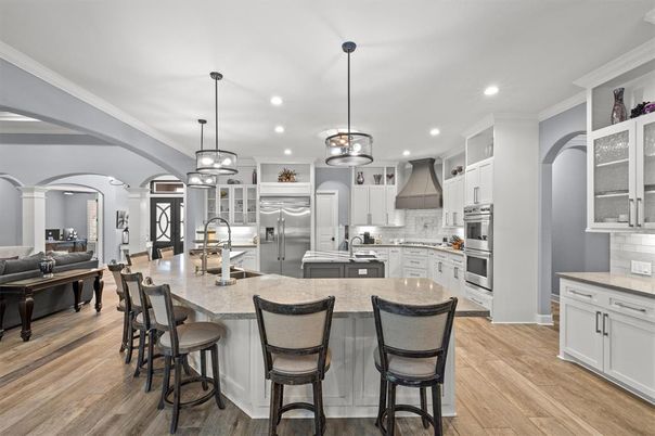 Interior, Kitchen, Living room, Pendant Lights, Recessed Lighting, Stainless Steel Appliances, Wood Texture Flooring