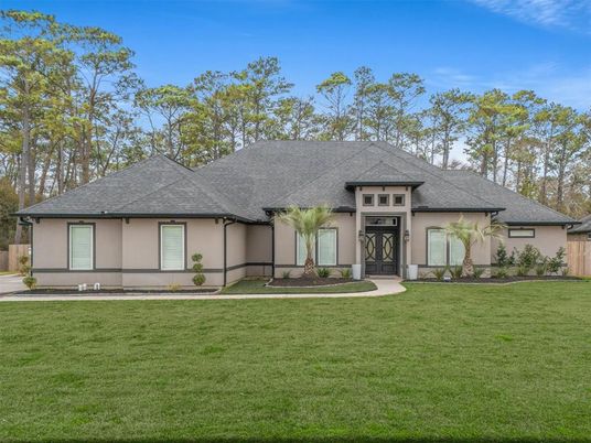 Backyard, Exterior, Facade, French Provincial
