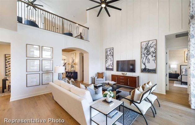 Interior, Living room, Pendant Lights, Wood Texture Flooring