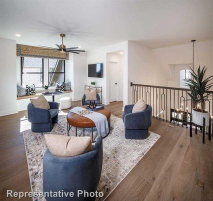 Interior, Living room, Pendant Lights, Recessed Lighting, Wood Texture Flooring