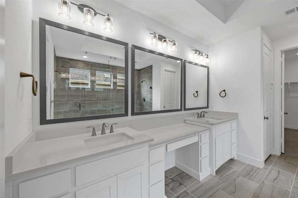 Bathroom, Dual Sink Vanities, Interior