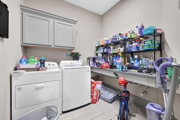 Interior, Washer