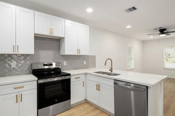 Interior, Kitchen, Recessed Lighting, Stainless Steel Appliances, Wood Texture Flooring