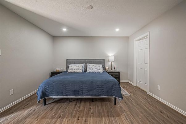 Bedroom, Interior, Recessed Lighting, Wood Texture Flooring