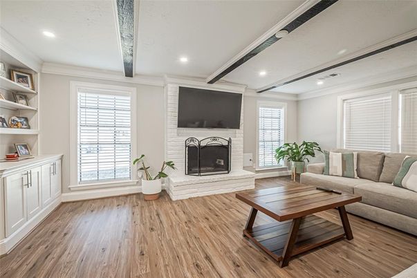 Fireplace, Interior, Living room, Recessed Lighting, Wood Texture Flooring