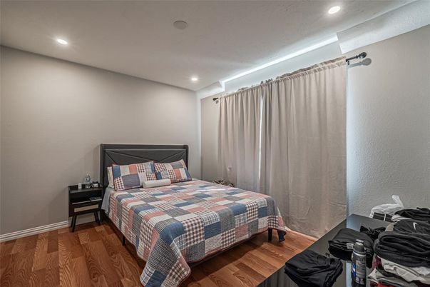 Bedroom, Interior, Recessed Lighting, Wood Texture Flooring