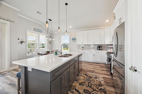 Interior, Kitchen, Pendant Lights, Recessed Lighting, Wood Texture Flooring