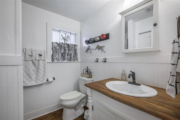 Bathroom, Interior, Wood Texture Flooring