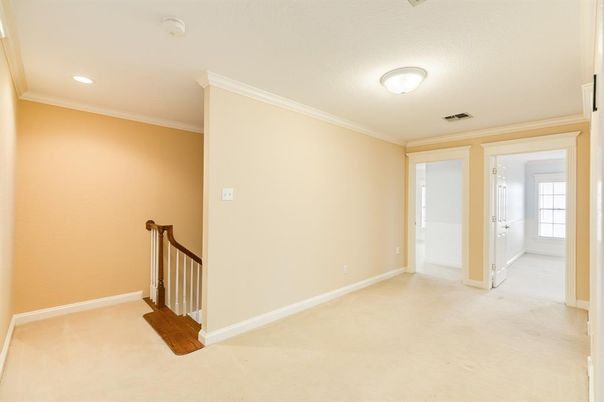 Empty room, Interior, Recessed Lighting