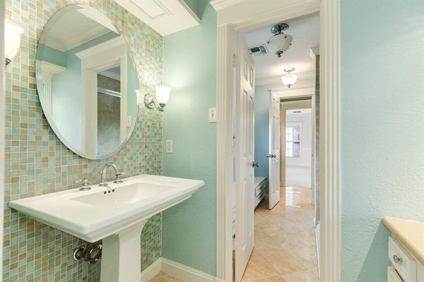 Bathroom, Interior
