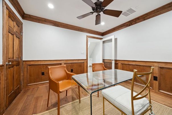 Dining room, Interior, Recessed Lighting, Wood Texture Flooring