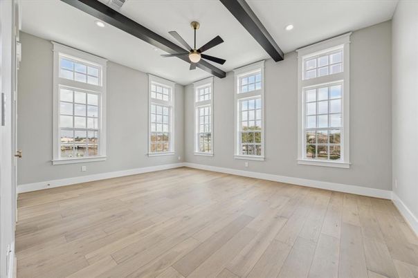 Empty room, Interior, Recessed Lighting, Wooden Beams, Wood Texture Flooring