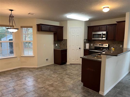 Interior, Kitchen, Pendant Lights, Stainless Steel Appliances