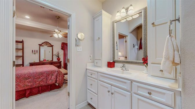 Bathroom, Bedroom, Interior, Recessed Lighting