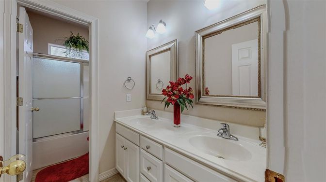 Bathroom, Dual Sink Vanities, Glass Shower, Interior