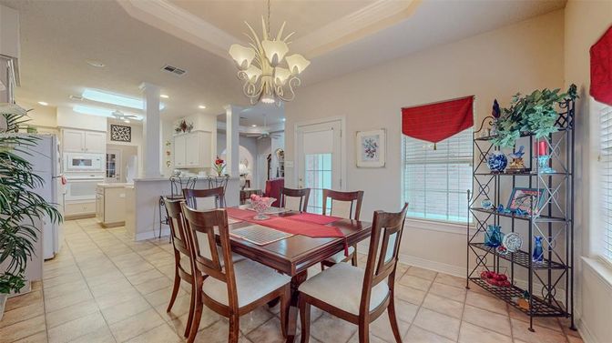 Chandelier, Dining room, Interior, Kitchen, Recessed Lighting