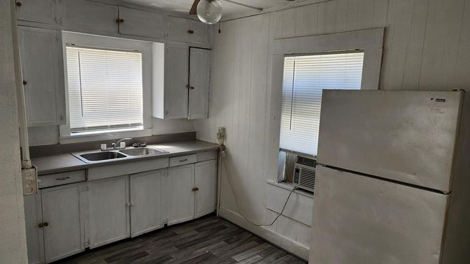 Interior, Kitchen, Wood Texture Flooring