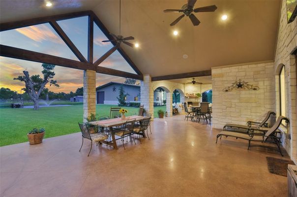 Backyard, Exterior, Stone Walls