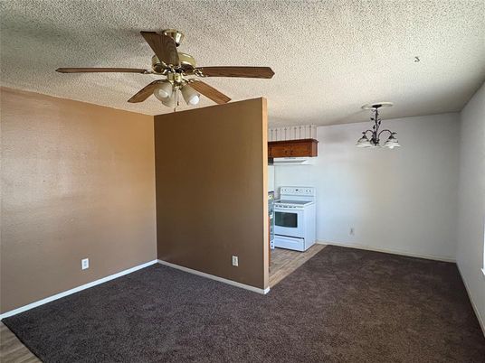 Chandelier, Empty room, Interior, Kitchen