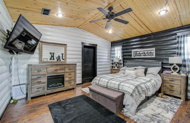 Bedroom, Interior, Recessed Lighting, Wooden Ceilings, Wood Texture Flooring, Wooden Walls
