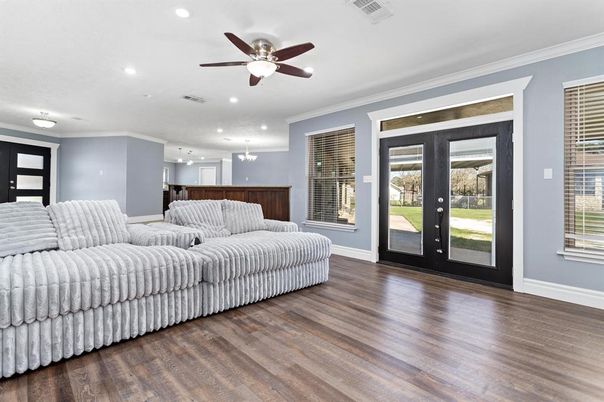 Bedroom, Interior, Pendant Lights, Recessed Lighting, Wood Texture Flooring