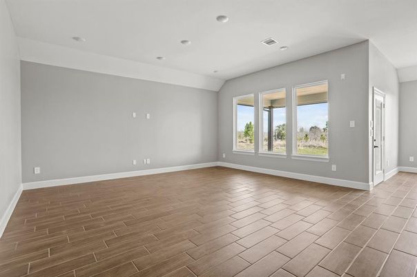 Empty room, Interior, Recessed Lighting, Wood Texture Flooring
