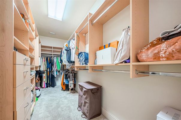 Interior, Walk-in Closets