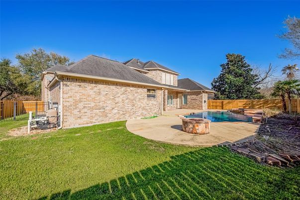 Backyard, Exterior, Pool
