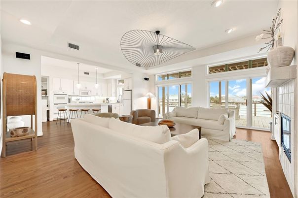 Interior, Kitchen, Living room, Pendant Lights, Recessed Lighting, Wood Texture Flooring