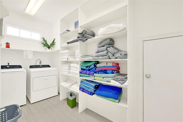 Interior, Washer