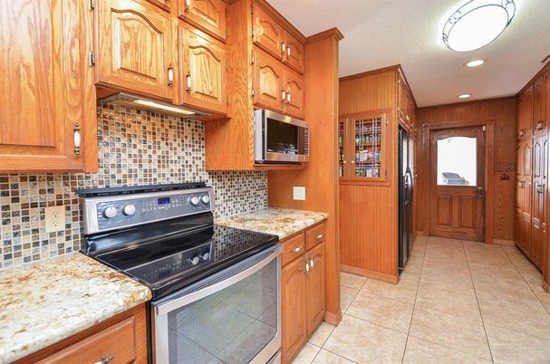 Interior, Kitchen, Recessed Lighting
