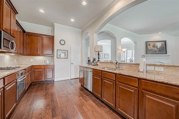 Interior, Kitchen, Recessed Lighting, Wood Texture Flooring