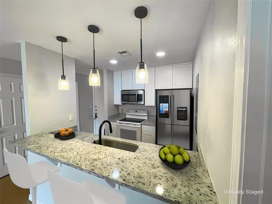 Interior, Kitchen, Pendant Lights, Recessed Lighting, Stainless Steel Appliances